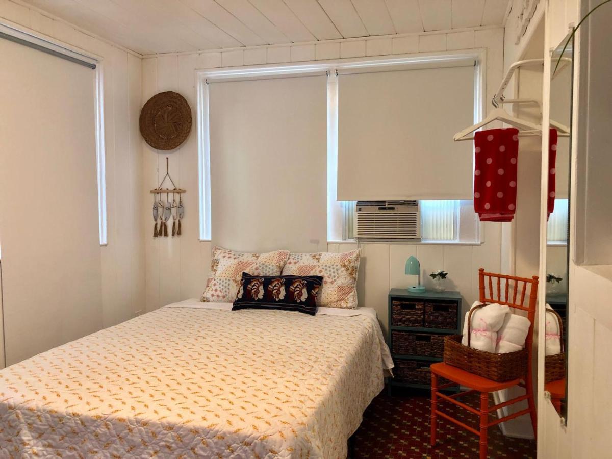 Private Studio With Free Parking 마이애미 외부 사진