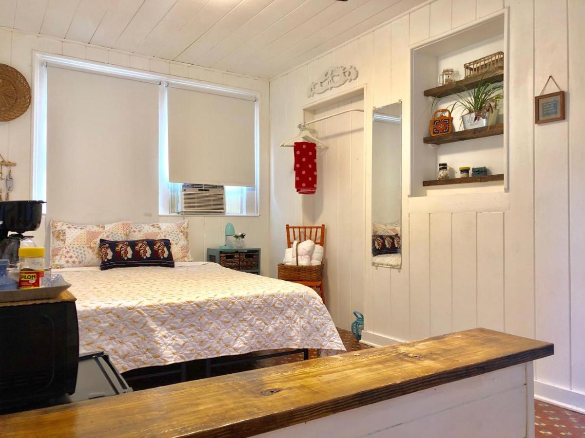 Private Studio With Free Parking 마이애미 외부 사진